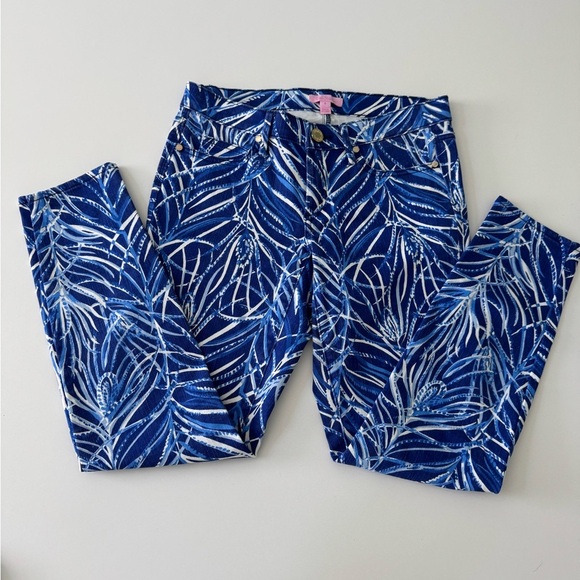 Lilly Pulitzer South Ocean Blue and White Ankle Cropped Jeans - Picture 5 of 15